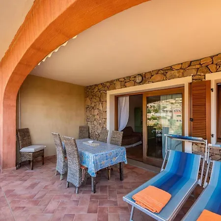Alojamento de Acomodação e Pequeno-almoço Casa Pisano Villasimius